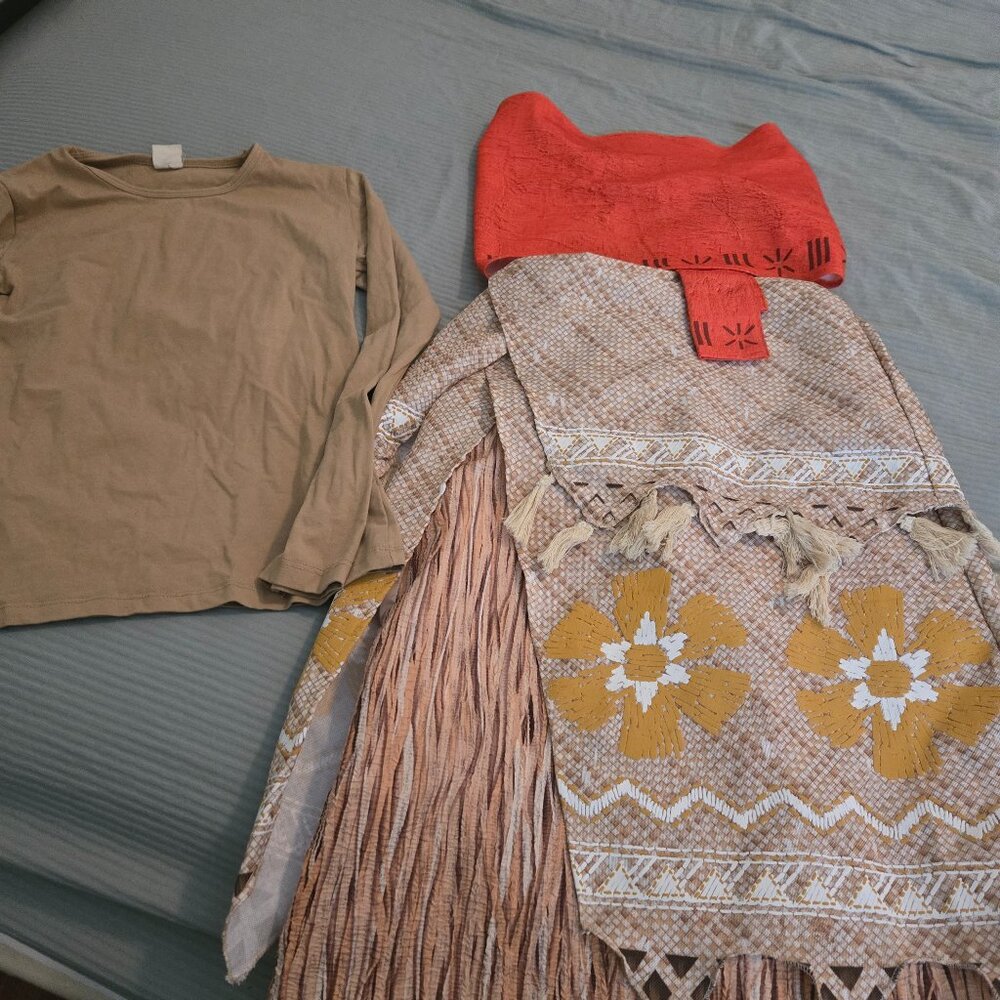 EUC Disney Store Moana 2 piece Cosplay Halloween Costume Girls Size 9/10